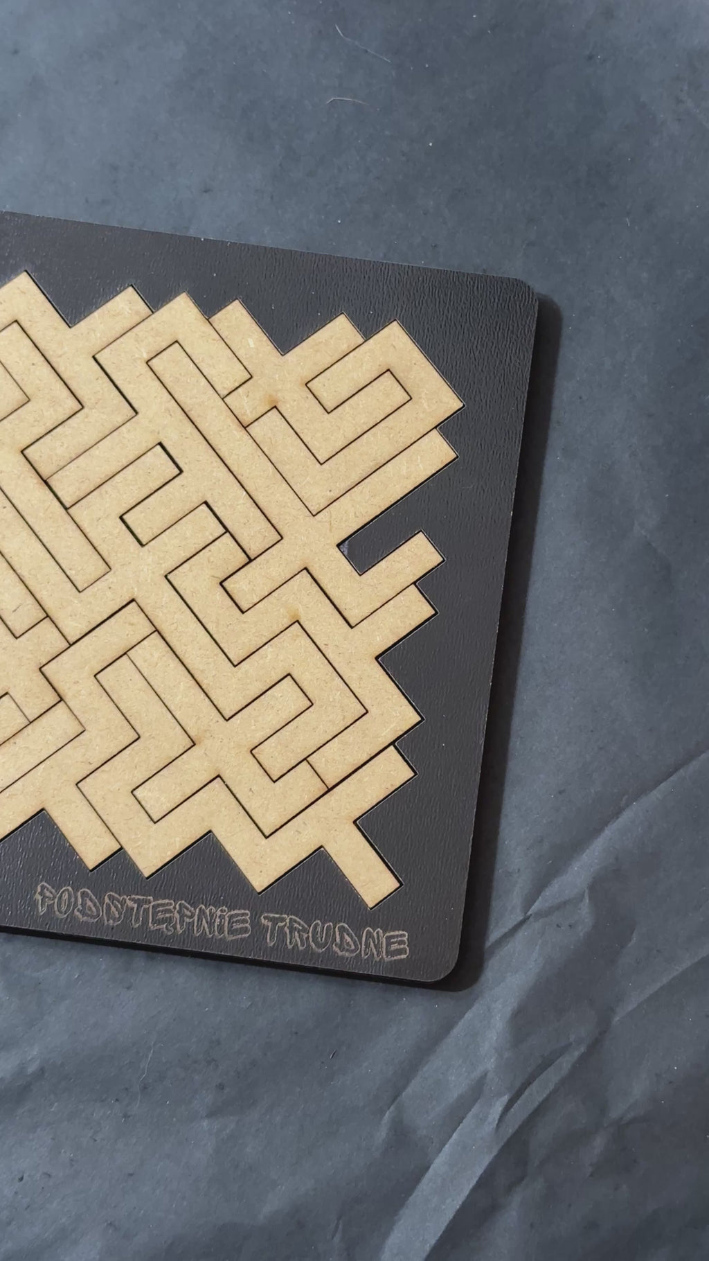 pokazanie detali i jakości wykończenie produktu - wszystko idealnie spasowane